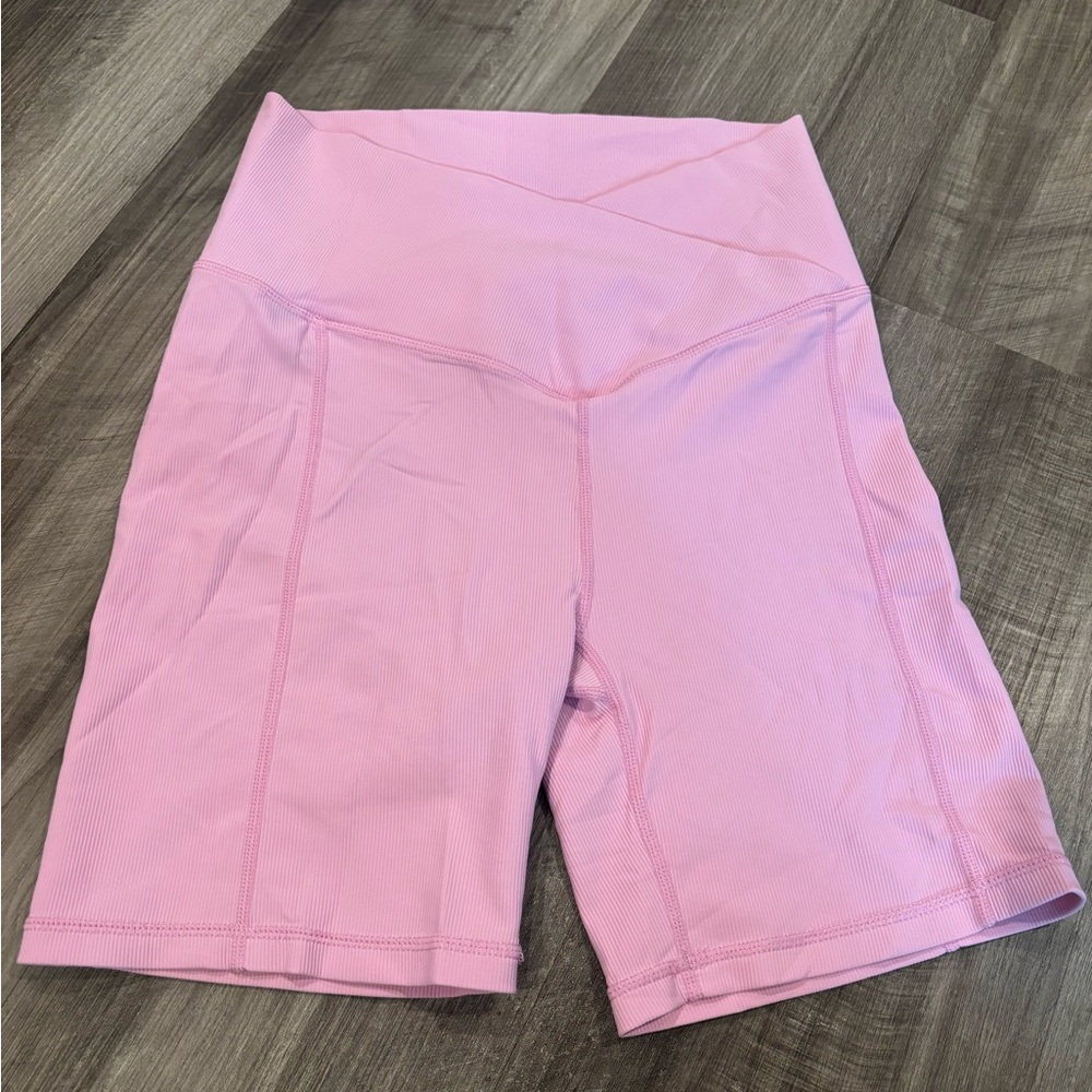 Wilo The Label Pink Ribbed V-Waist Bike Shorts - Size M